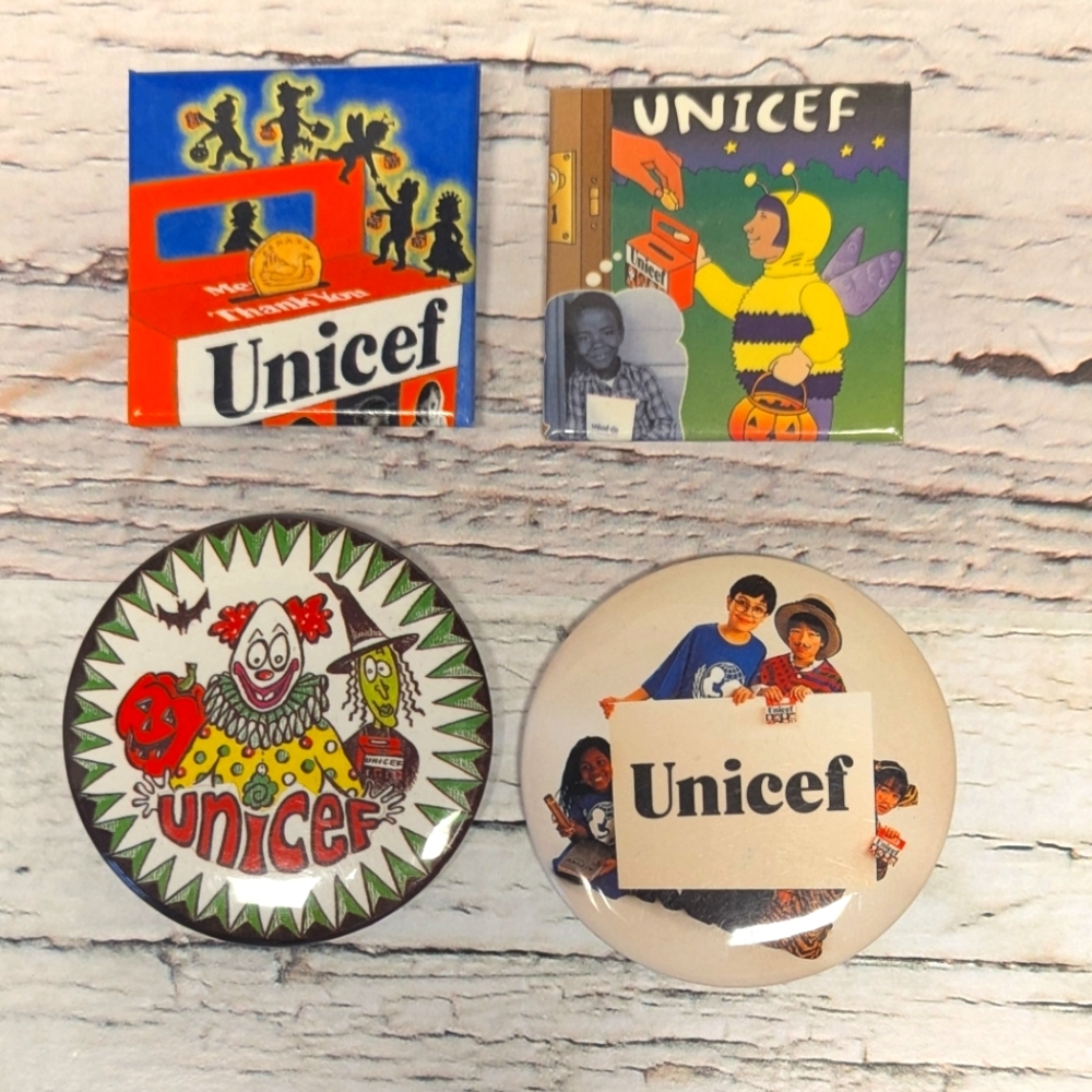 Lot Of 4 Vintage Halloween UNICEF Pin On Square Circle Badge Buttons Clown Witch